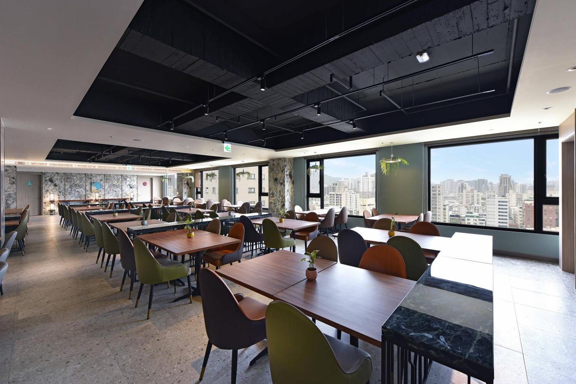 Hotel Fullon Poshtel - Kaohsiung Exterior foto